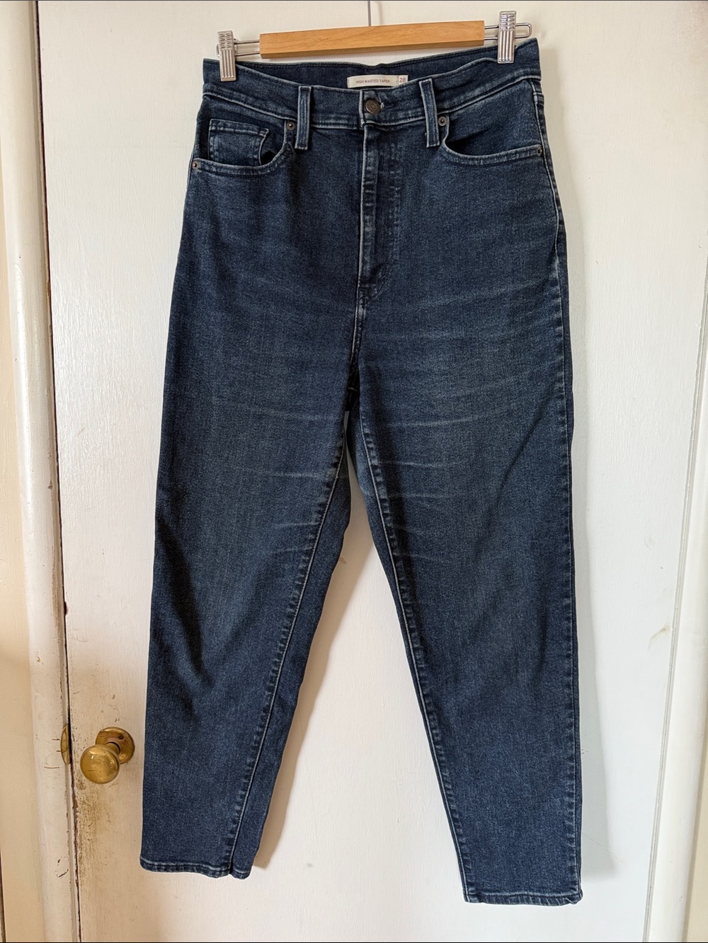 Levi's High-Waisted Taper Jeans Vintage 70s Medium Wash Blue | Women's 28